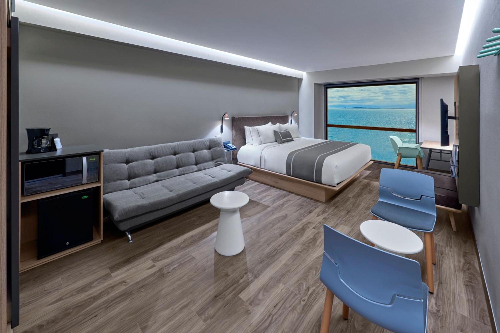 City Express Plus By Marriott Енсенада Екстериор снимка