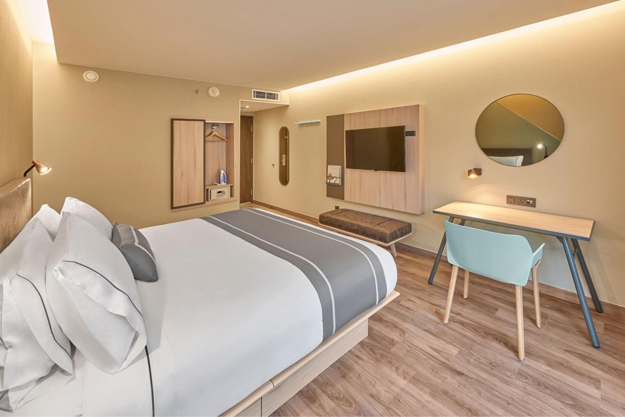 City Express Plus By Marriott Енсенада Екстериор снимка